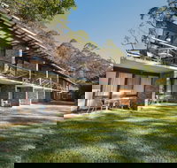 Avoca Beach Hotel - Broome Tourism