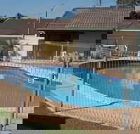 Gladstone Village Motel - Broome Tourism