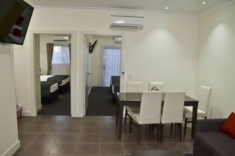 Swagsman Motel Miles - Broome Tourism 2