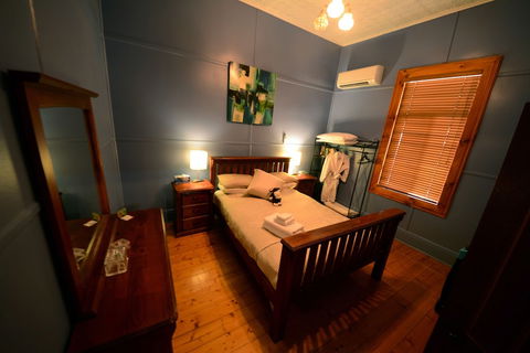 Emaroo Cottages Broken Hill - Broome Tourism 2