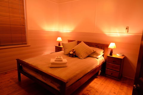 Emaroo Cottages Broken Hill - Broome Tourism 1