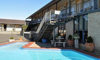 Adrian Motel - Broome Tourism 6