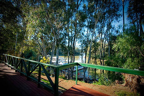 Tasman Holiday Parks - Merool On The Murray - Broome Tourism 4