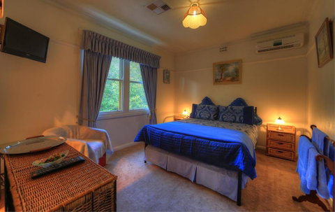 Hillview Oak B & B - Broome Tourism 5