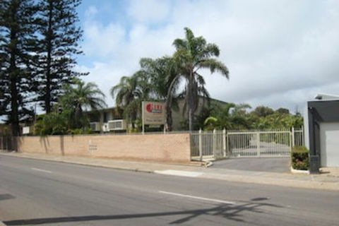 Como Apartments - Geraldton - Broome Tourism 0