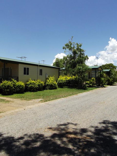 Biloela Caravan & Tourist Park - Broome Tourism 5