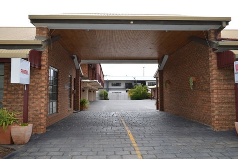 The Cottage Motor Inn Albury - Broome Tourism 2
