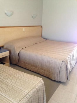 Euston Club Motel - Broome Tourism 6