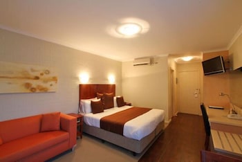 Euston Club Motel - Broome Tourism 2