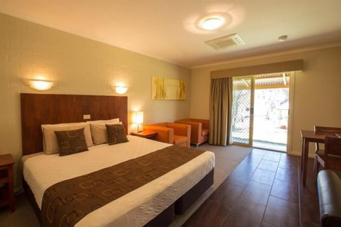 Euston Club Motel - Broome Tourism 4