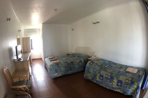 Paraway Motel - Broome Tourism 2