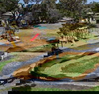 Victor Harbor Holiday  Cabin Park - Broome Tourism