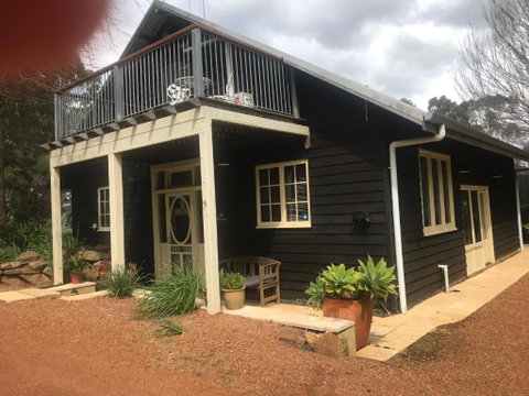 Oak Tree Barn Bridgetown - Broome Tourism 4