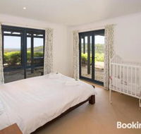 Pearl River Houses - Broome Tourism