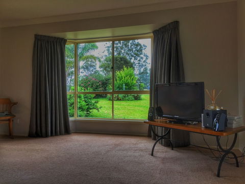 Waterfall Way Farmstay - Broome Tourism 4