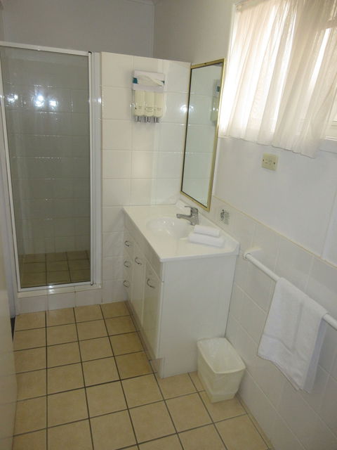 Riviera On Ruthven Motel - Broome Tourism 4
