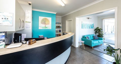 Riviera On Ruthven Motel - Broome Tourism 1