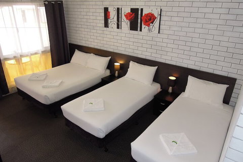Jackaroo Apartments - Broome Tourism 5