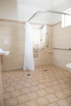 A-line Motel - Broome Tourism 5