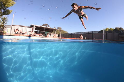 Hunter Valley YHA - Broome Tourism 4