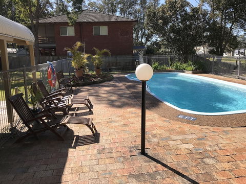 Tea Gardens Motel - Broome Tourism 1
