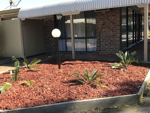 Tea Gardens Motel - Broome Tourism 3