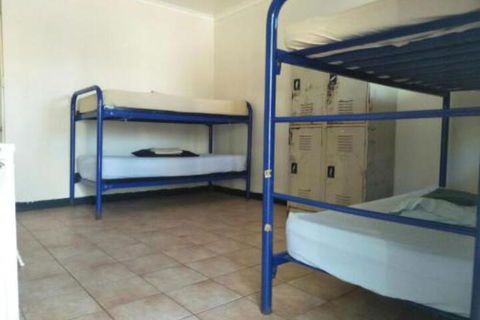 Palm Court Backpackers - Broome Tourism 3