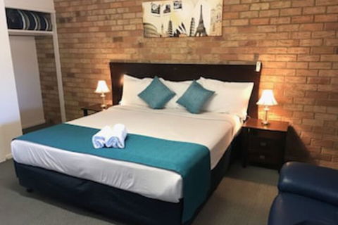 Kippa Ring Village Motel - Broome Tourism 0