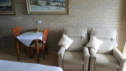 Beachview Motel Adults Only - Broome Tourism 3
