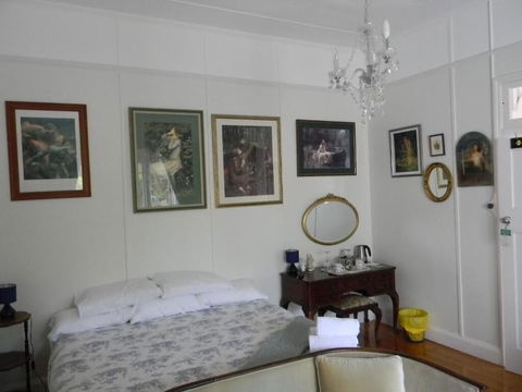 Glenellen Bed And Breakfast - Broome Tourism 4