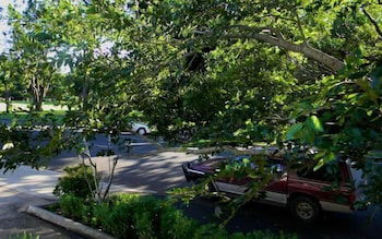 Glenellen Bed And Breakfast - Broome Tourism 0