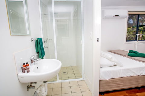 Solitary Islands Resort - Caravan Park - Broome Tourism 4