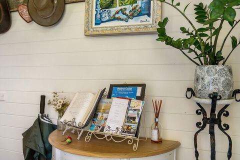 Escape To Baileys On Fernleigh - Broome Tourism 1