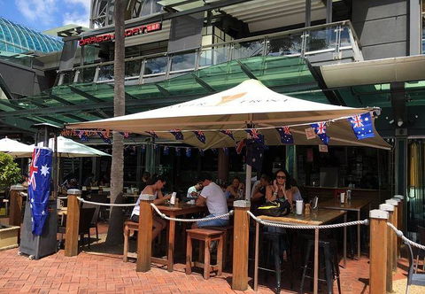 Waterfront Grill - Broome Tourism 6