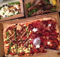 Crust Gourmet Pizza Bar Glen Waverley - Broome Tourism
