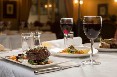 Oliver's Restaurant - Broome Tourism 0