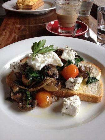 The Lower Deck Cafe - Broome Tourism 0