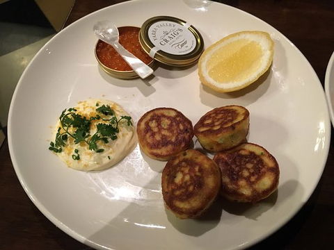 The Gallery Restaurant At Craig's Royal Hotel - Broome Tourism 0