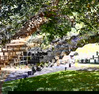 Cardinia Park Hotel - Broome Tourism