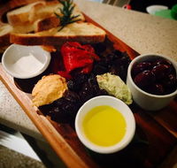 Q Manhattans Restaurant  Bar - Broome Tourism