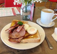 Ripe Tomato Cafe Albury - Broome Tourism