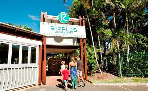 Samson Fish Seafood - Broome Tourism 7
