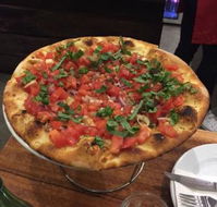 Fratelli's Wood Fired Pizza - Broome Tourism