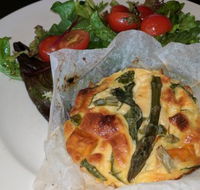 Chicken  Fishhead Cafe - Broome Tourism