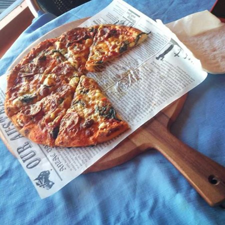 Wangi Pizza Bar - Broome Tourism 0