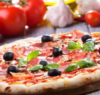 Golden Crust Pizza - Broome Tourism