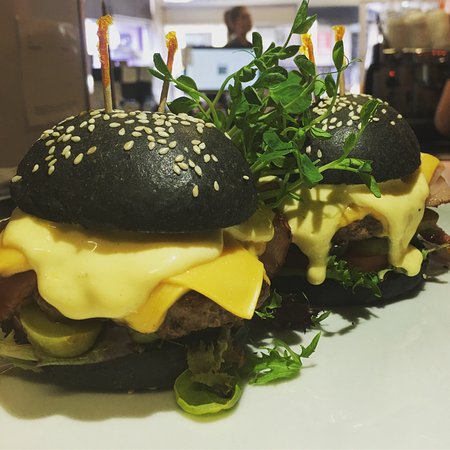 Abington ACT Broome Tourism