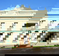 Railway Hotel Armidale  1879 Bistro - Broome Tourism