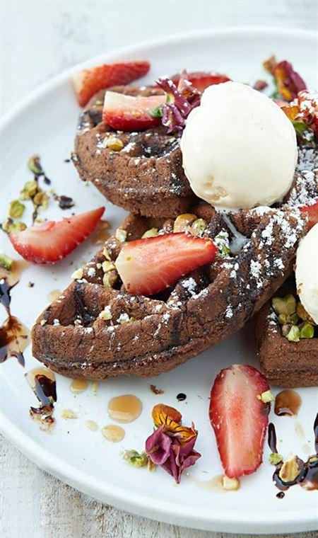 Albert & Moore - Broome Tourism 2