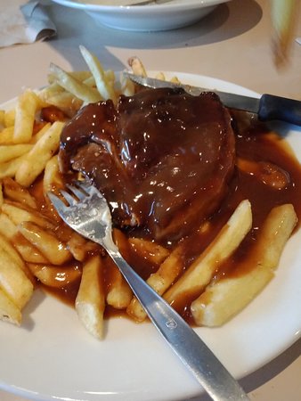 Bowling Club - Broome Tourism 0